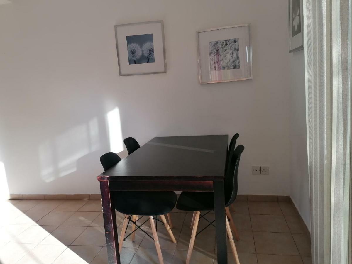 Avra Family Maisonettes 폴리스 외부 사진
